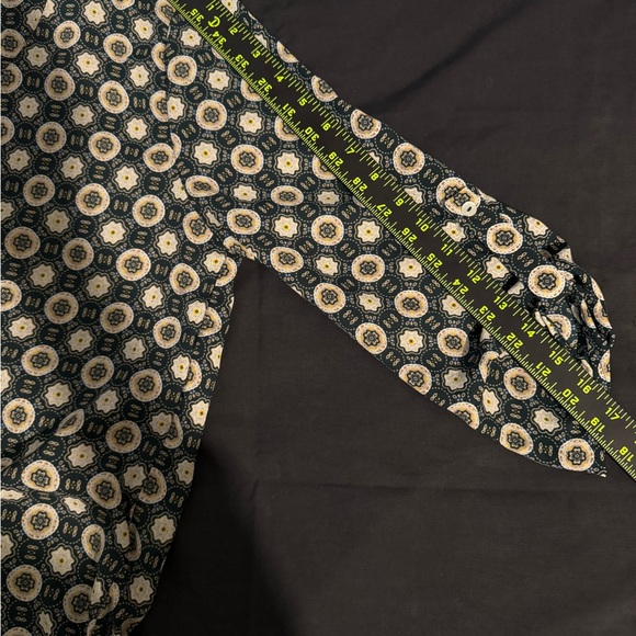 Alice Blue for Stitch Fix Forest Green Medallion Mandala print hi low blouse - Picture 5 of 6